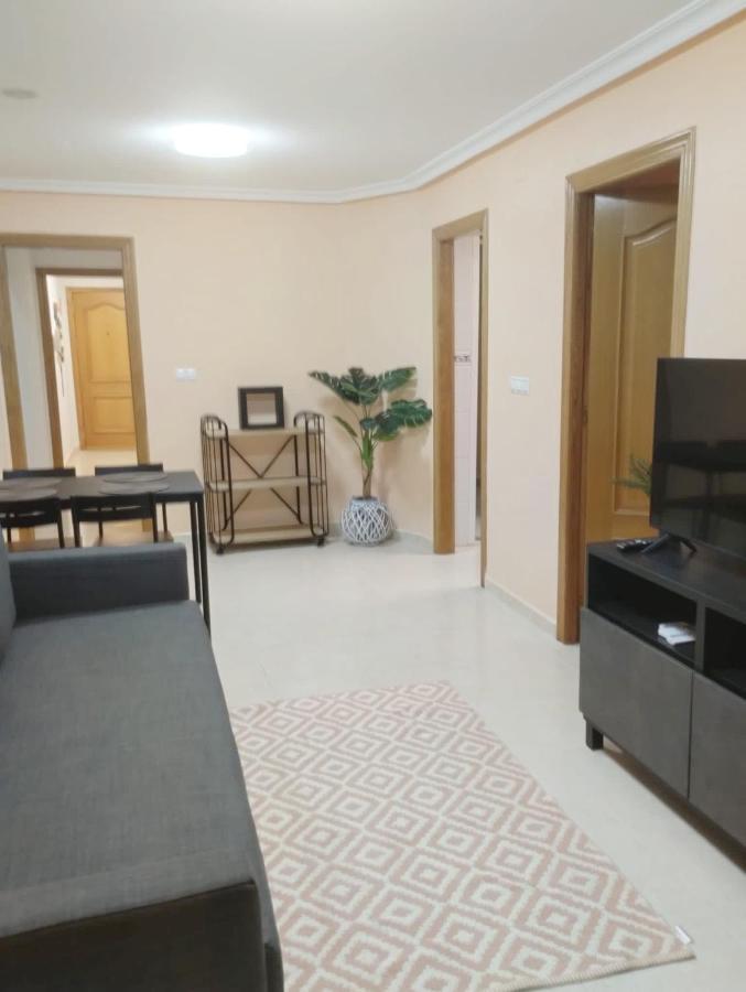 Torrevieja 2 Bedroom Holiday Apartment Eksteriør billede