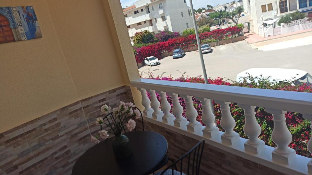 Torrevieja 2 Bedroom Holiday Apartment Eksteriør billede