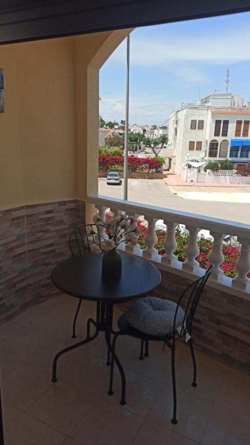 Torrevieja 2 Bedroom Holiday Apartment Eksteriør billede