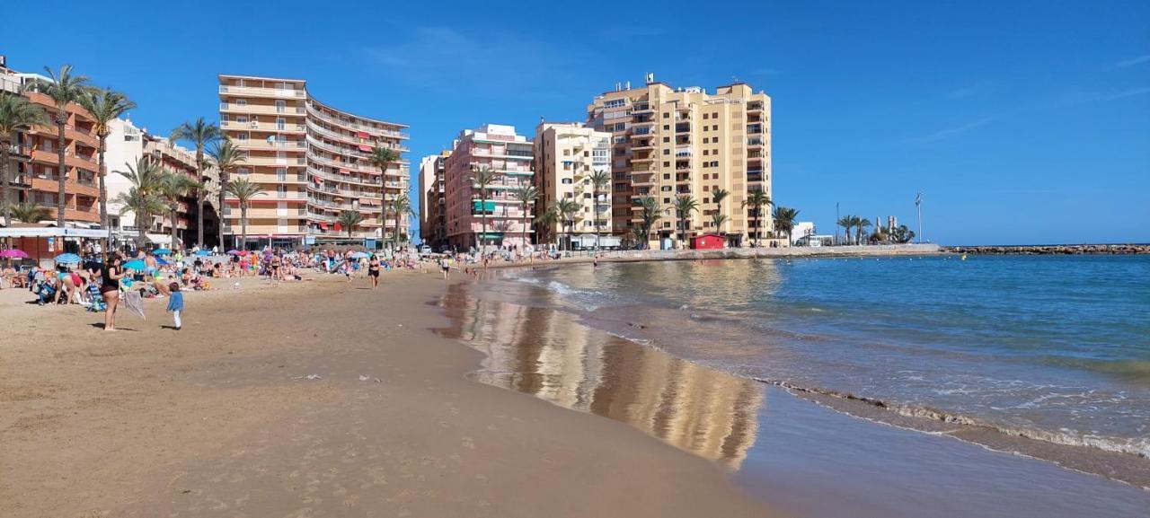 Torrevieja 2 Bedroom Holiday Apartment Eksteriør billede
